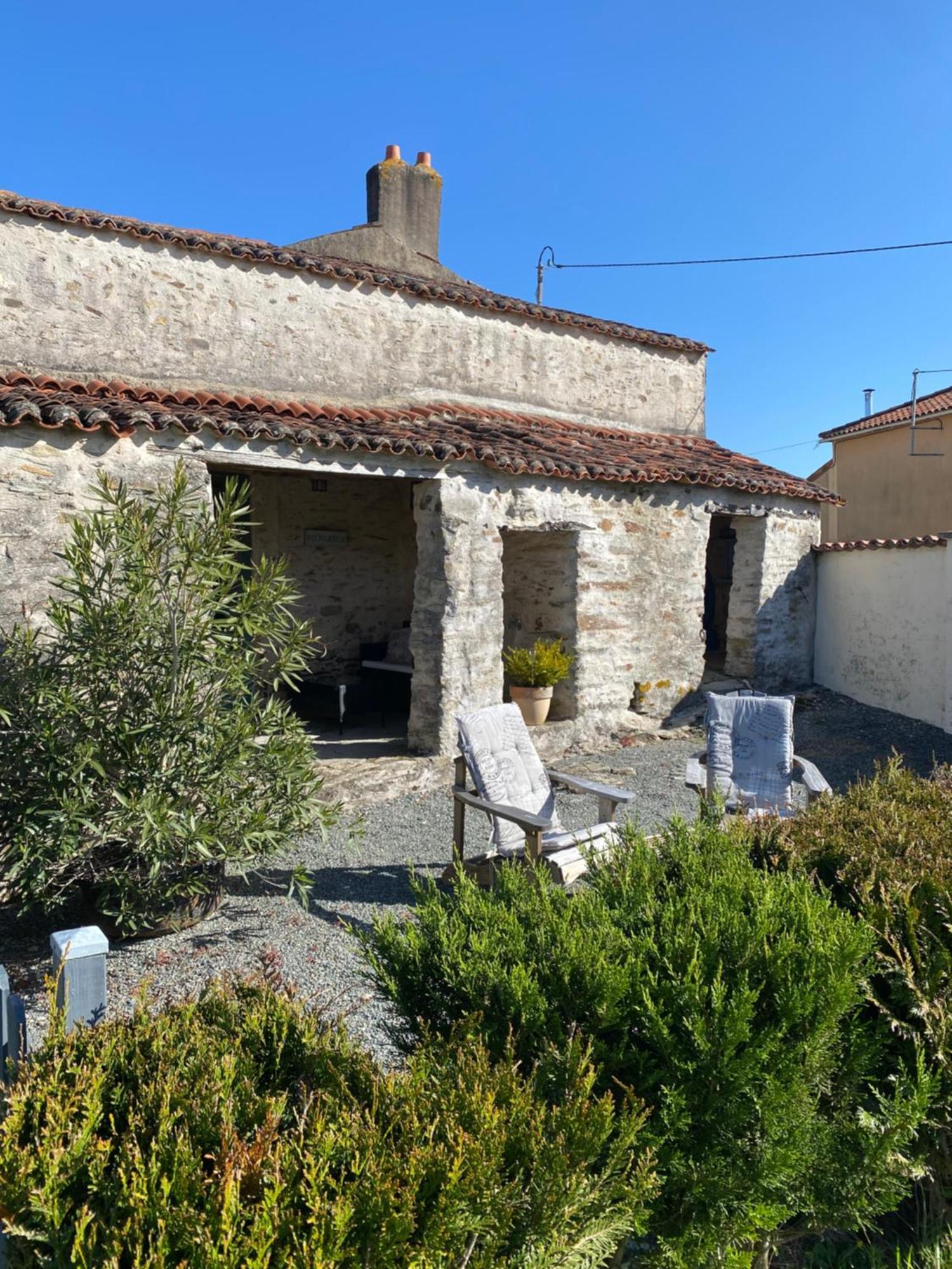 Les Puvinieres Breuil-Barret Exterior foto